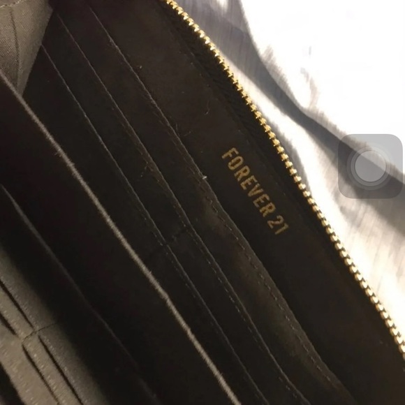 wallet - Picture 5 of 5